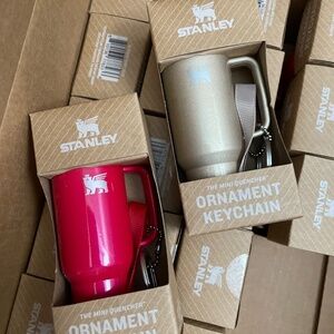 Stanley 30oz stainless steel H2.0 flowstate Quencher Tumbler-Elf collection